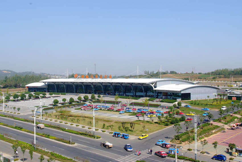 盱眙汽車客運站 建筑面積23000㎡，結構跨度48m.jpg